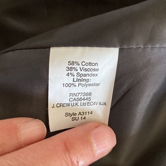 J Crew well constructed and lined petite jacket w/ slightly puffed sleeves - Picture 12 of 13